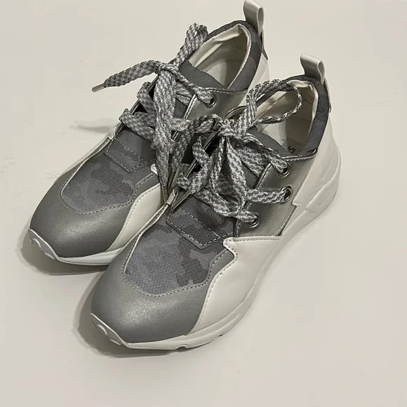 Steve Madden | Shoes | Steve Madden Cliff Leather Laceup  display picture 1